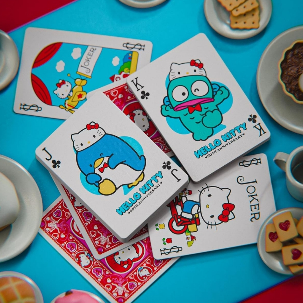 Hello Kitty 50th Anniversary Bicycle Playing Cards - Picture 5 of 11